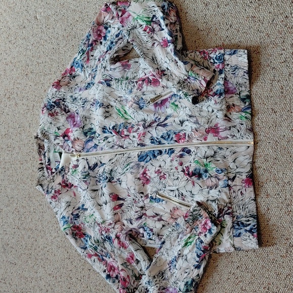 🌺🌼H&M Multicolor Floral Bomber Jacket - Picture 1 of 14